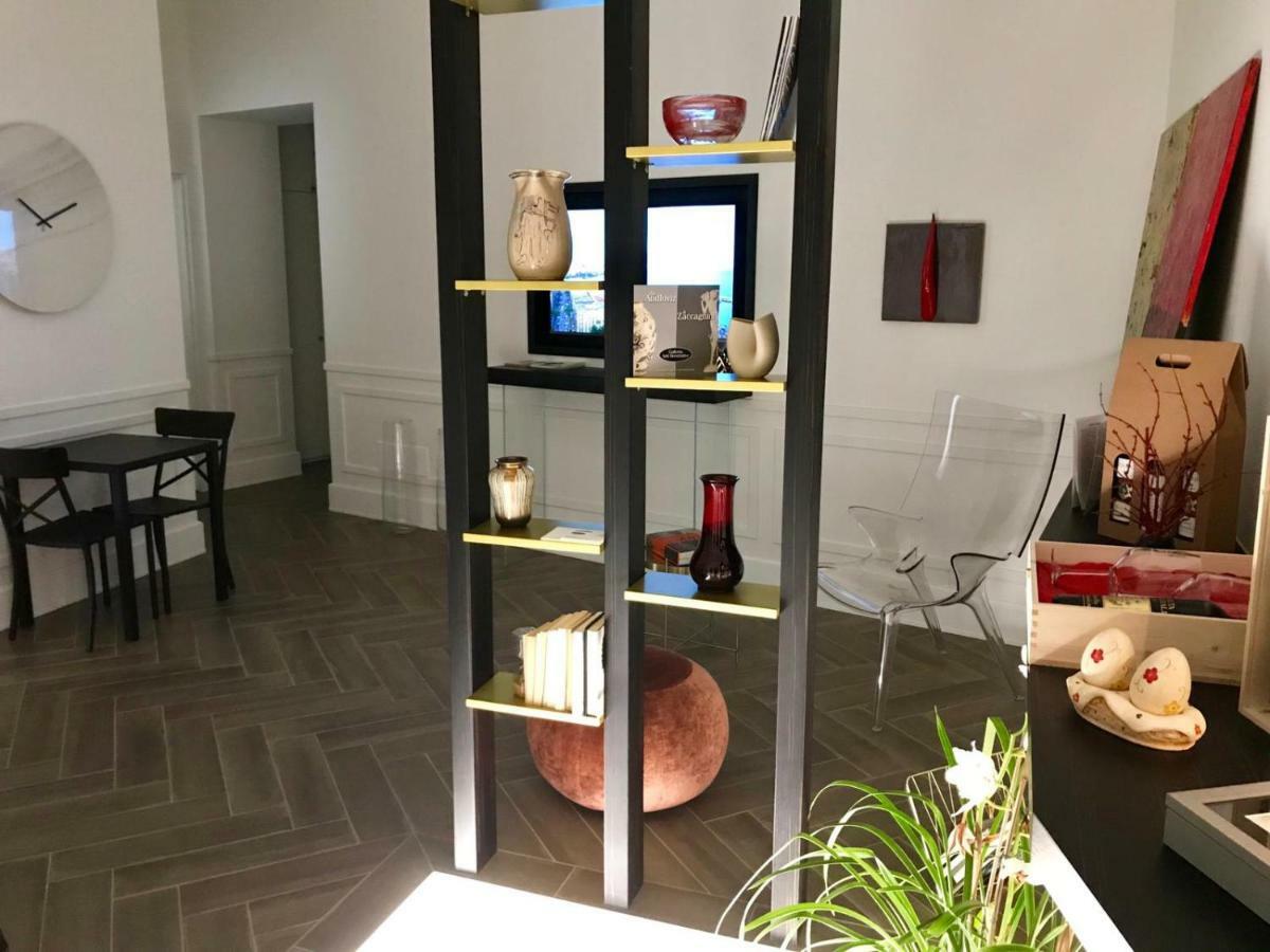 Umberto34-luxury